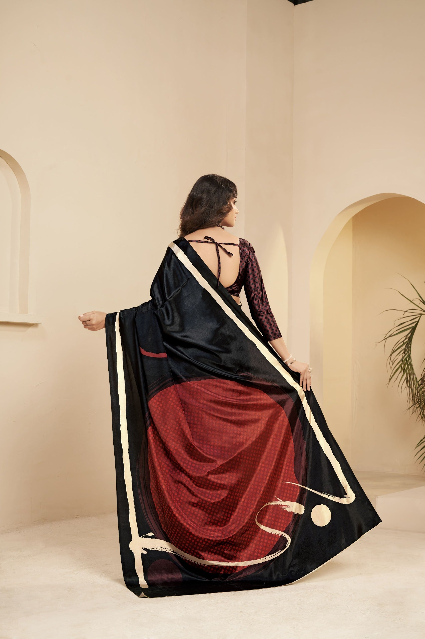 Black Designer Saree with Red Printed Pallu – Party Wear & Festive Saree