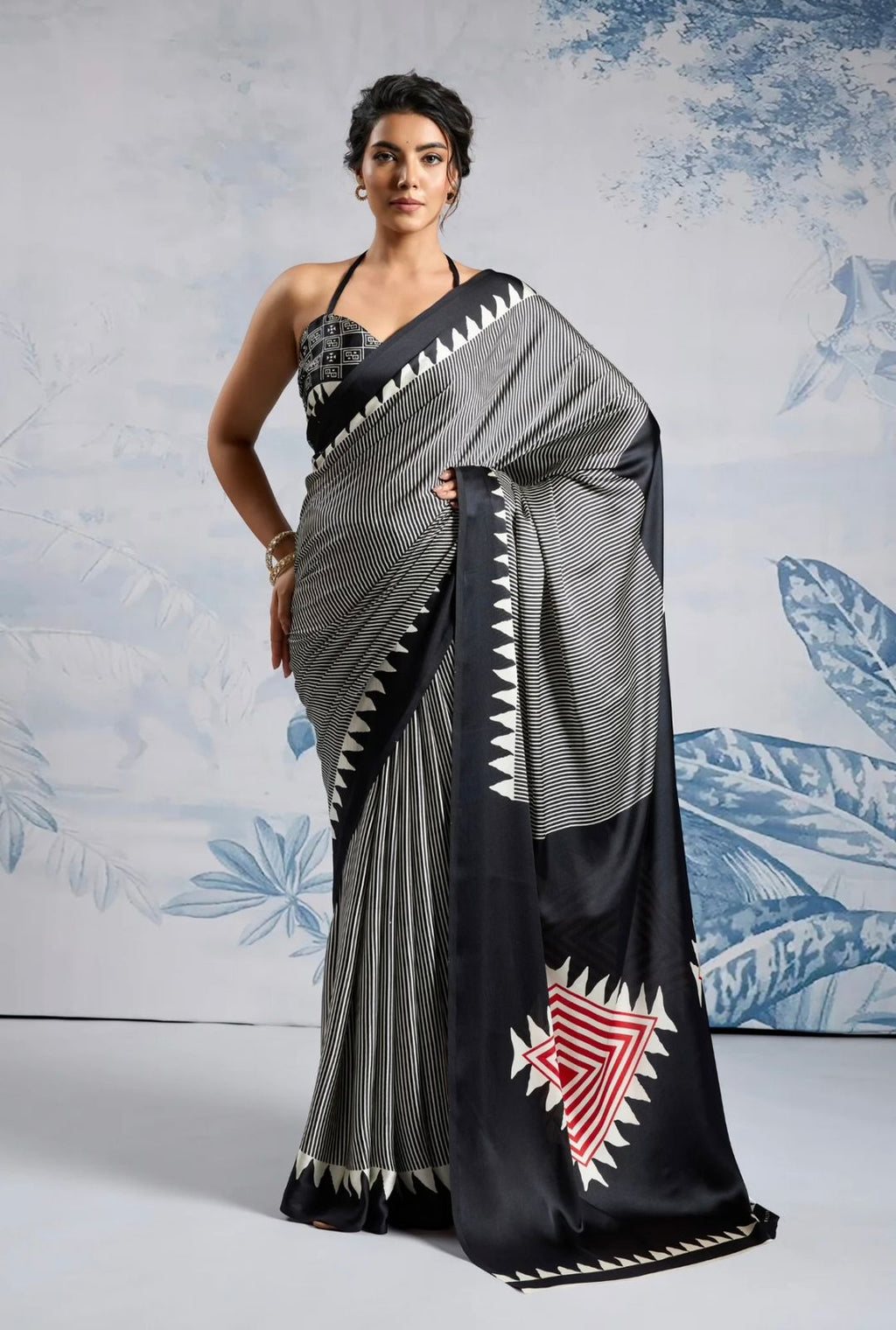 Model Silk Digital Print Saree with Printed Blouse Piece