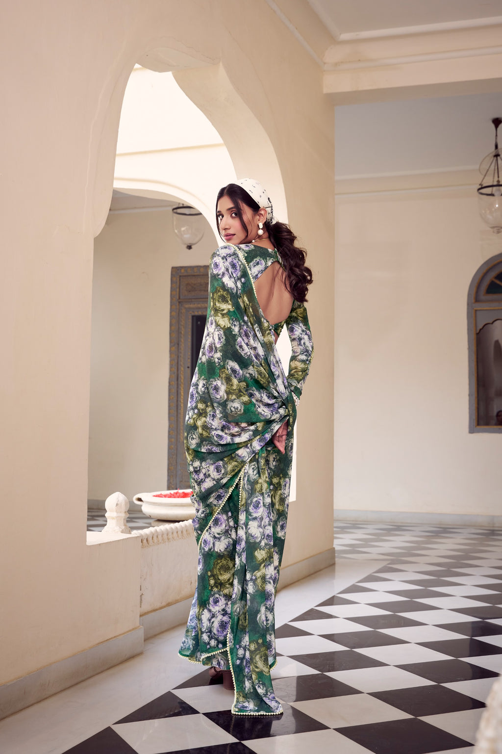 Marble Print Weightless Saree with Pearl Lace Border