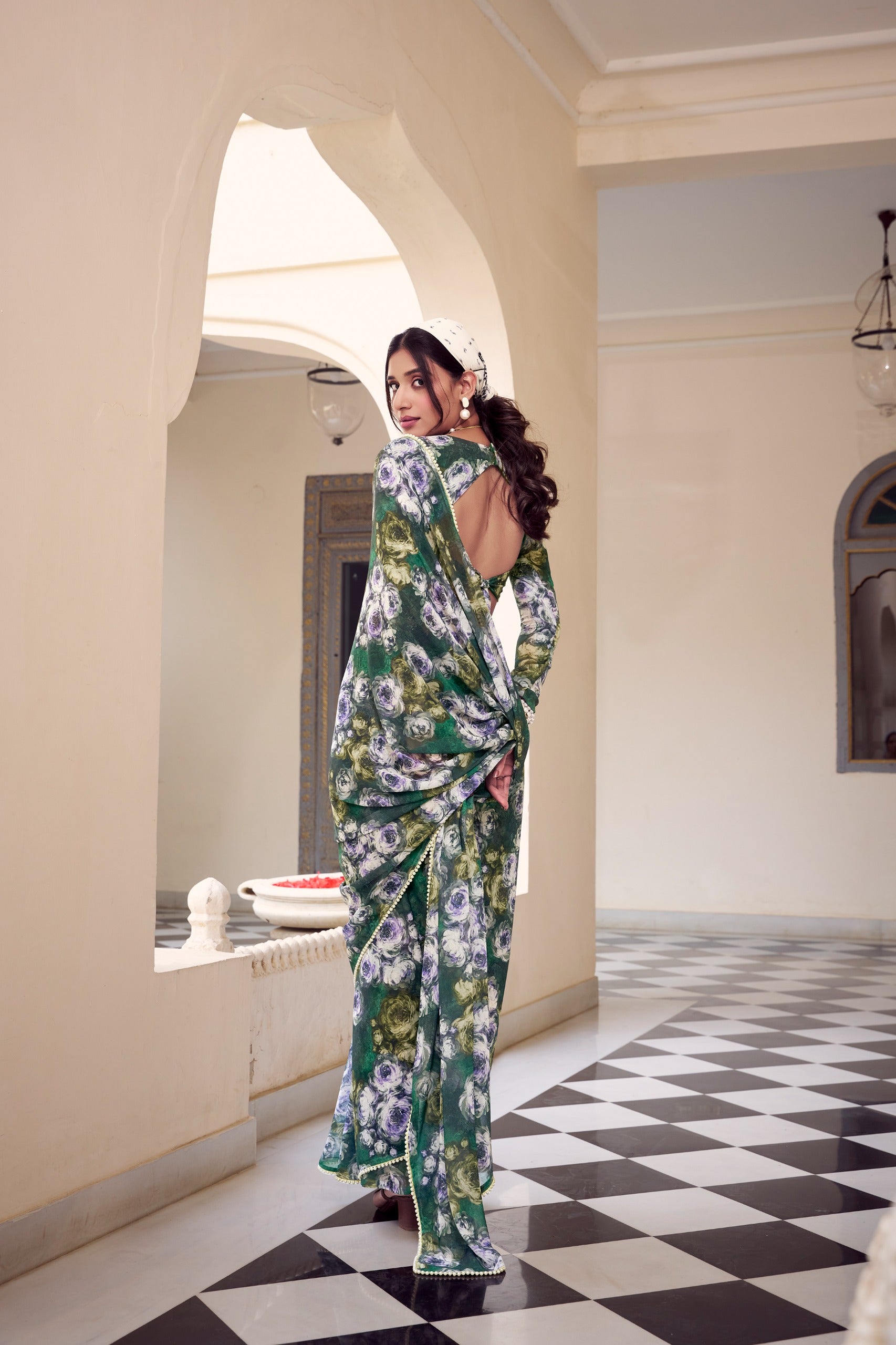 Marble Print Weightless Saree with Pearl Lace Border