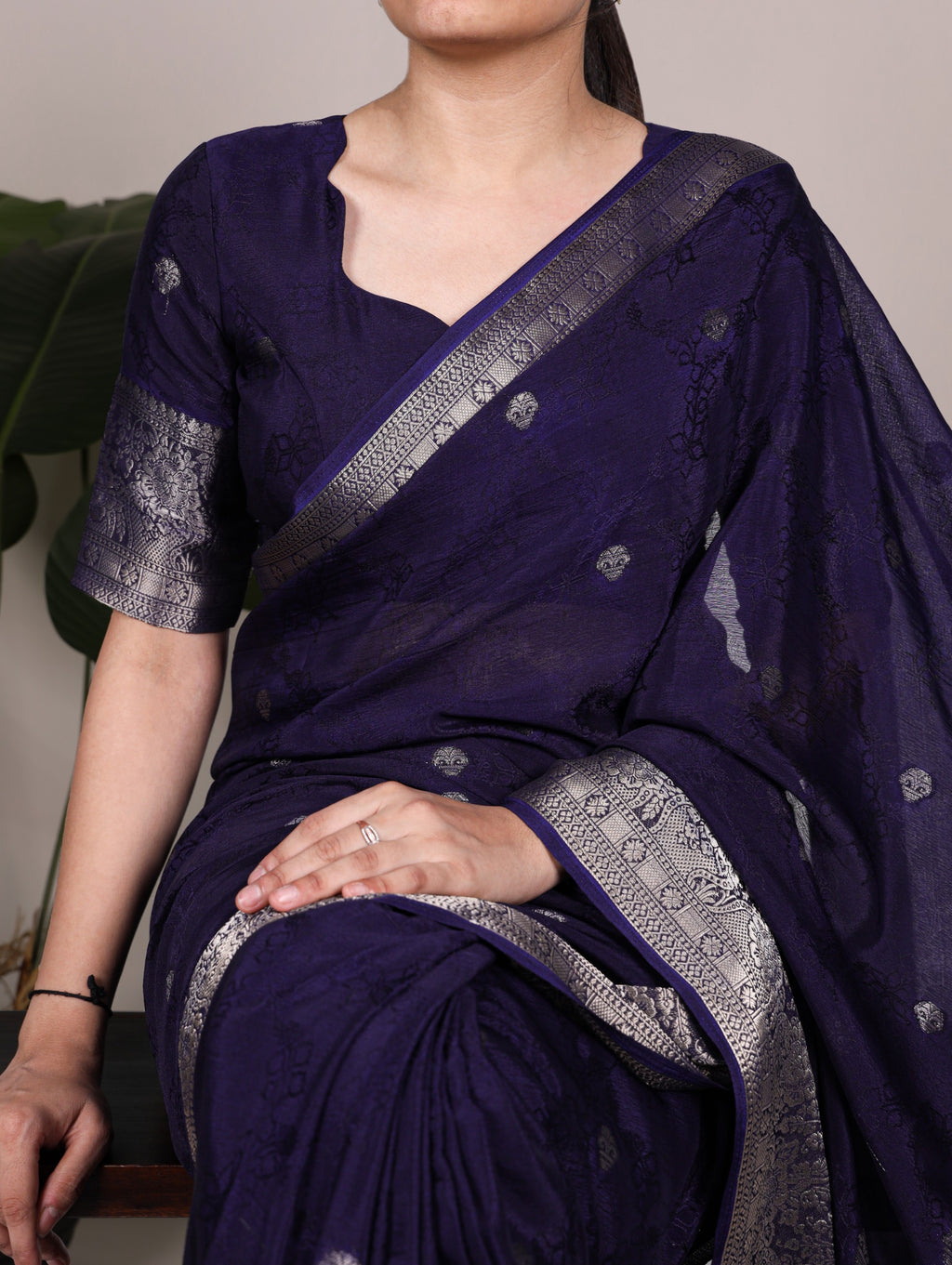 Chinon Self Print Saree with Zari Weaving Work