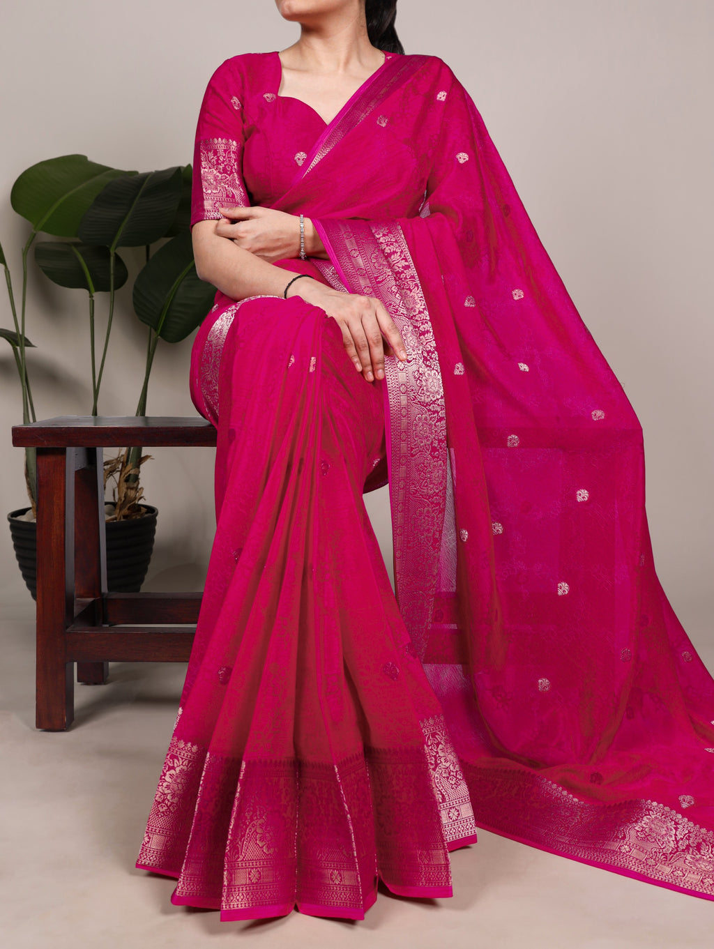 Chinon Self Print Saree with Zari Weaving Work